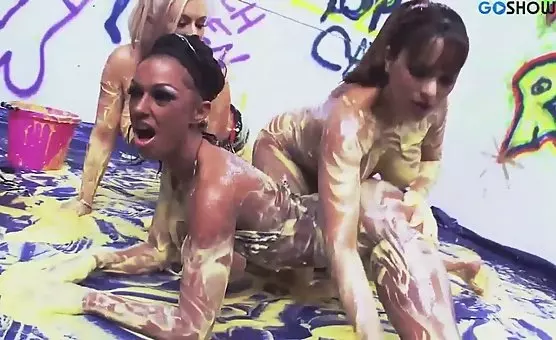 Lesbians Dirty Yellow Paint Stimulating Encounters